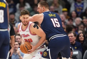 Sudar divova, "bejbi Jokić" nije mogao protiv Nikole, pao Lebronov rekord!